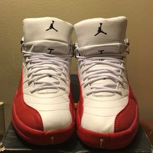 Jordan cherry 12 , 8/10 condition, 8.5 men